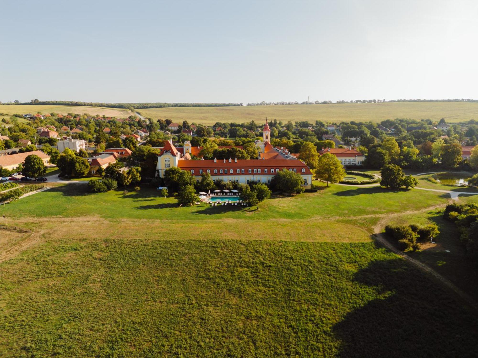 Hotel Chateau Béla Esterno foto